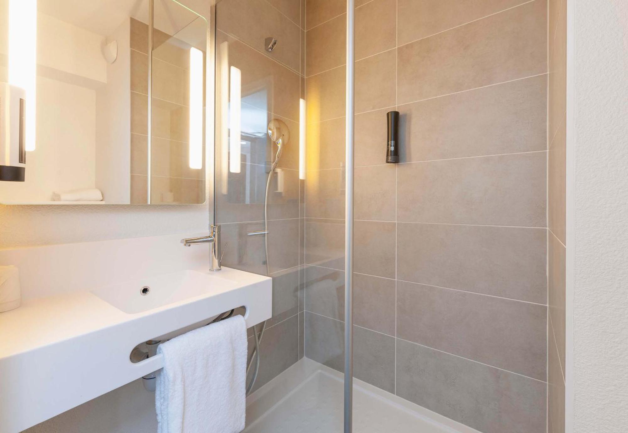 B&B Hotel Saint-Geours-De-Maremne Hossegor Bagian luar foto